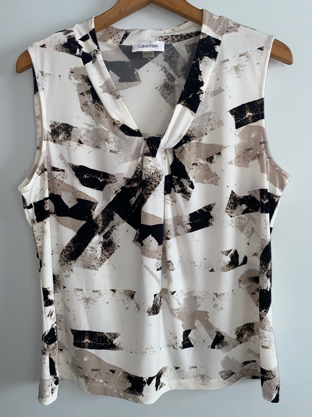 CALVIN KLEIN TOP - XL